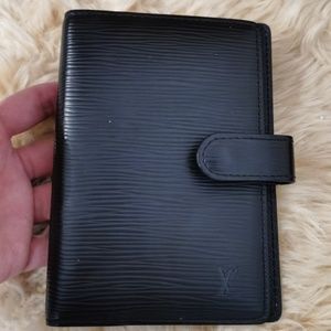 Louis Vuitton notebook with wallet